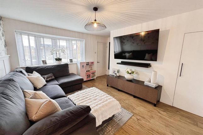 26, Peregrine Road, Leicester photo 2