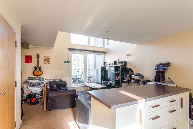 Flat to rent in Fleet Street, Brighton