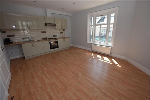 Flat to rent in Bohemia Road, St. Leonards-On-Sea