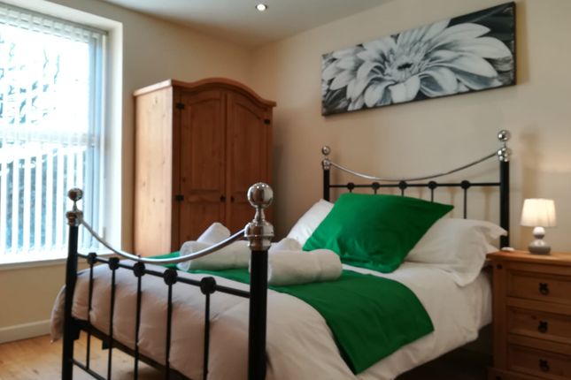 7 , Uplands Terrace, Swansea photo 3