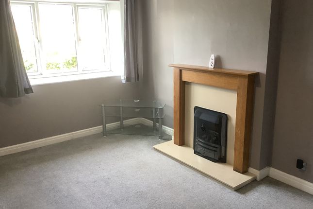 79, Kirk Lane, Leeds photo 2