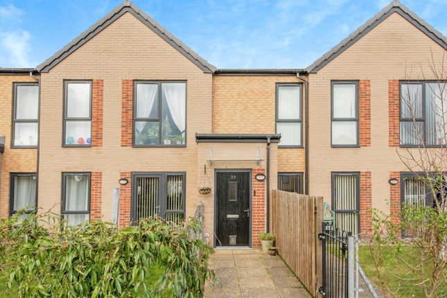 Thumbnail Flat for sale in Dyche Drive, Jordanthorpe, Sheffield
