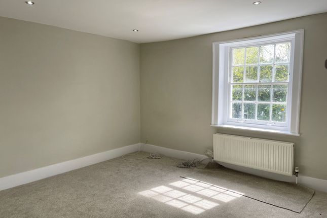 Terraced house to rent in Charlton Green, Dover
