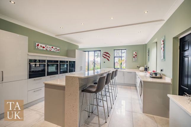 Manor House, 4, Pinewalks Ridge, Mountwood Road, Prenton photo 4