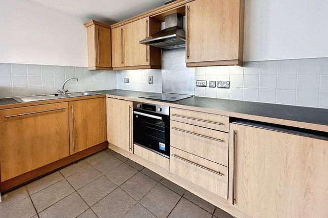 Flat 37, Velocity South, 6, City Walk, West Yorkshire photo 4