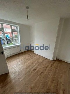 22 Aldam Road, Balby, Doncaster photo 4