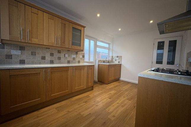 Seafield Road South, Great Yarmouth photo 2