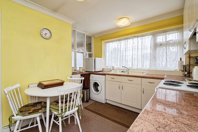 18, Borton Road, Norwich photo 2