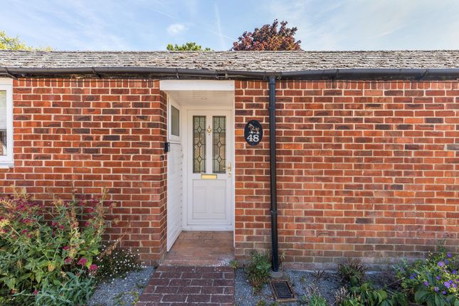 48 Dibleys, Didcot photo 4