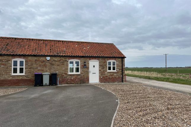 Thumbnail Barn conversion to rent in Stain Lane, Withern, Alford.