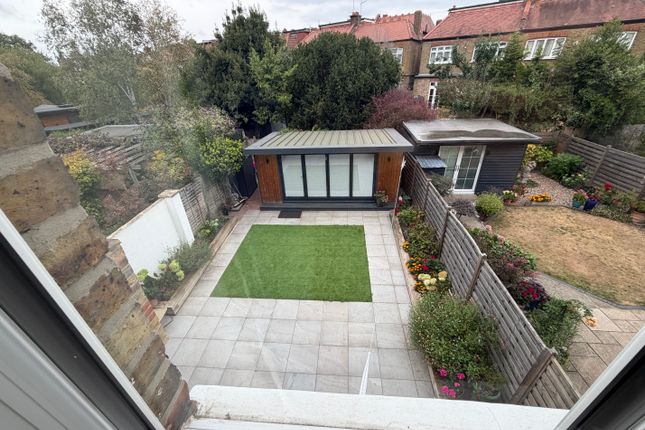 Shared Flat in Courtfield Gardens, West Ealing, West Ealing photo 5