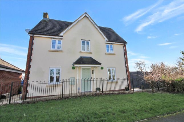 End terrace house for sale in Kingdom Crescent, Swindon, Wiltshire