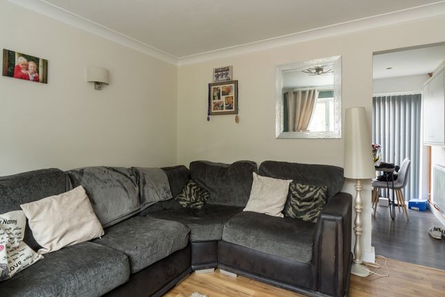 16, St. Marys Avenue, Lincoln photo 3