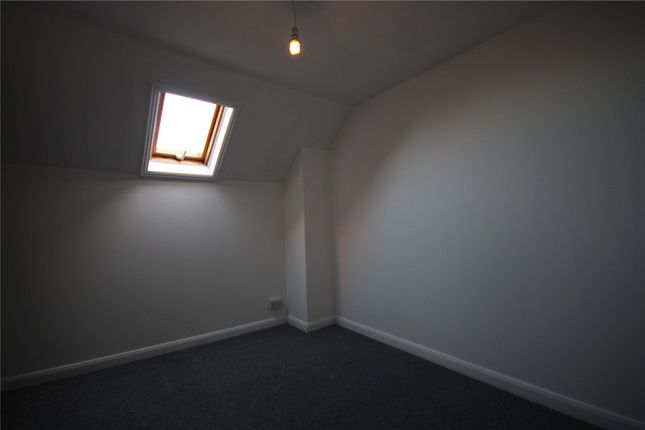 Terraced house to rent in Alpine Street, Reading, Berkshire