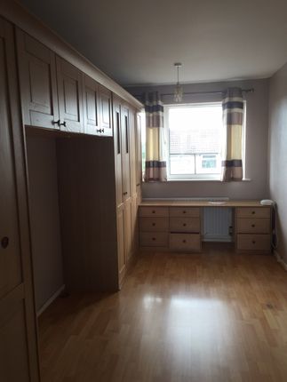 61, BOTANY AVENUE, BRADFORD photo 4