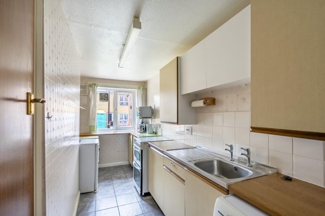 29, Sturdee Grove, York photo 4
