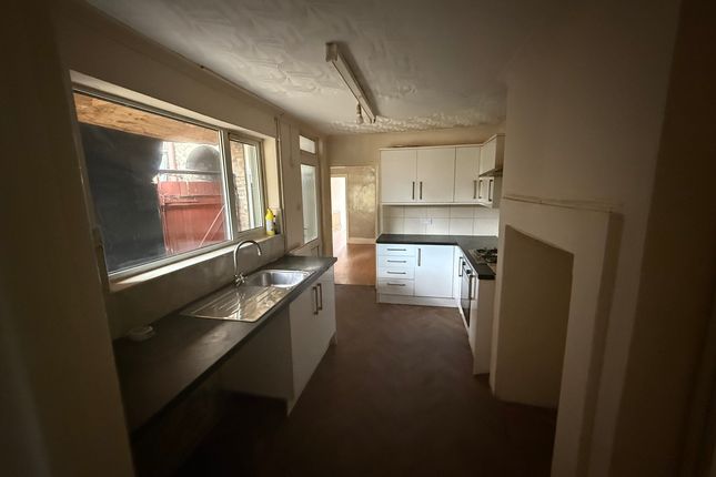 53 Bishops Road, Peterborough photo 2