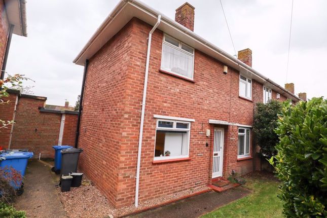 Semi-detached house to rent in Calthorpe Road, Norwich