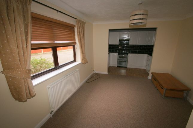 Somerset Court, Somerset Road, Walmer photo 4