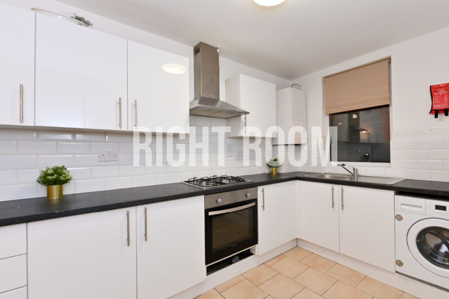 Room 2, 17 Trussell Close, Winchester photo 5