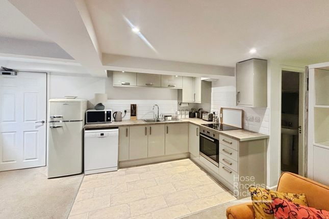 Apartment 3, Greenmount, 8, Green Street, Isle of Wight photo 2