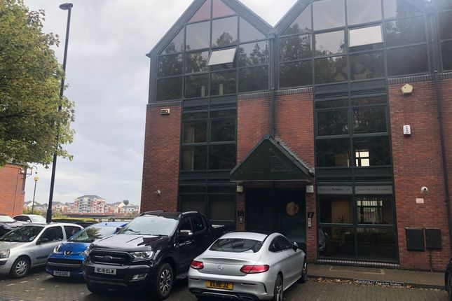 Office to let in Riverside Studios, Newcastle Upon Tyne