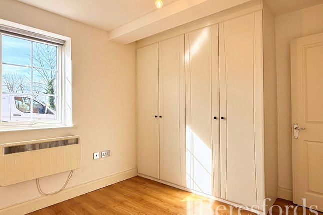 Flat 2,, Madel Court, Rainham photo 4