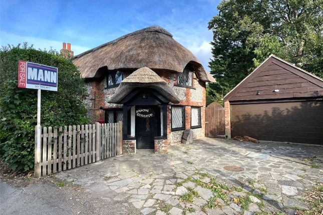 Thumbnail Cottage for sale in Anmore Lane, Waterlooville, Hampshire