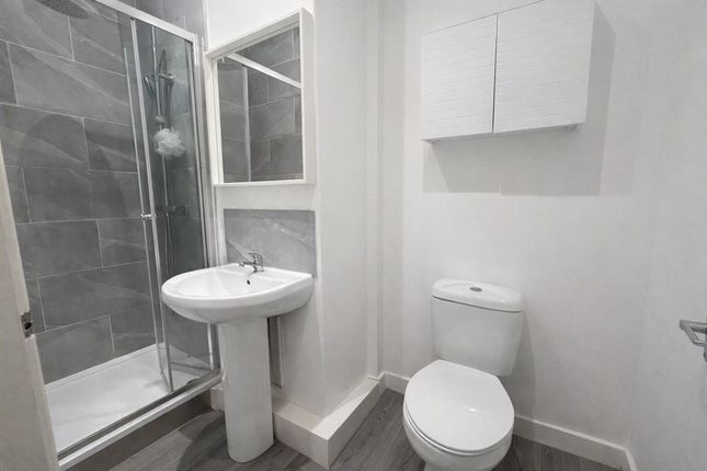 54, Derbyshire Lane, Nottingham photo 5