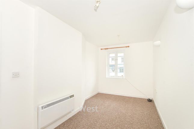 Lion Mews, Framfield Road, Uckfield photo 4