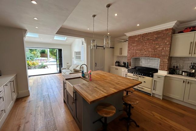 55, Cheadle photo 2