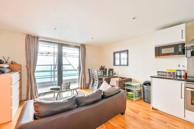 Thumbnail Flat for sale in Parkview Apartments, Poplar, London