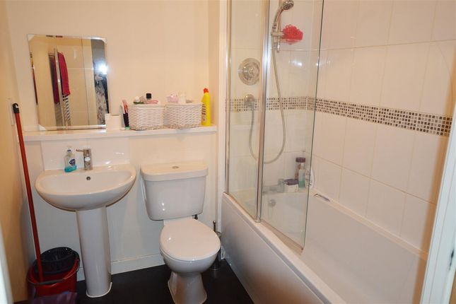 36 Marine House, Colchester, Essex photo 5
