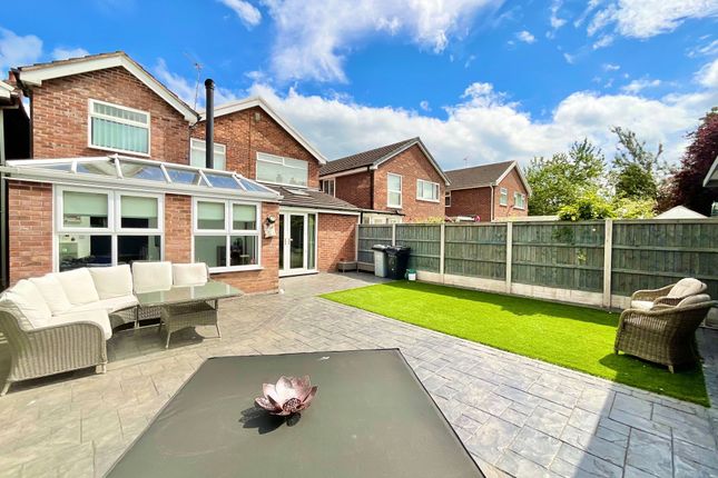 5 Woolston Drive, Crewe photo 4