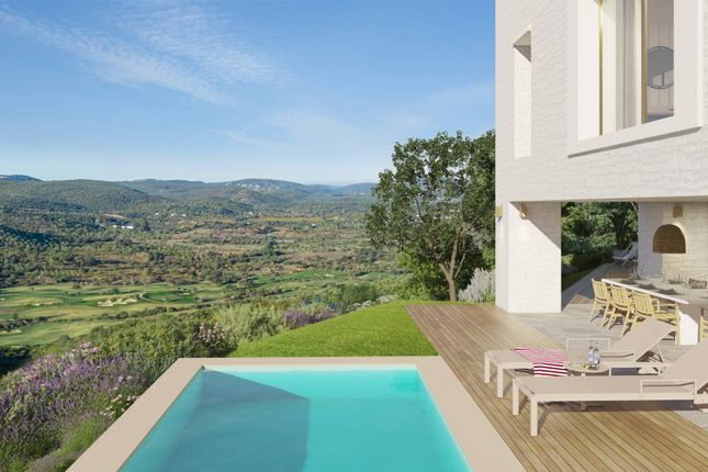 Villa for sale in Ombria Resort, Loule, Algarve, Portugal