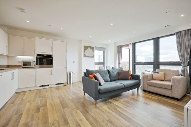 Flat for sale in 12 Osiers Road, Wandsworth