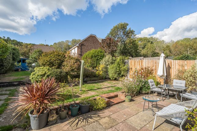 20, Malling Way, Bromley photo 4