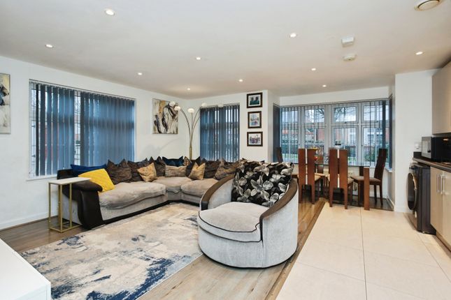 3, Cobnut Avenue, Kent photo 2