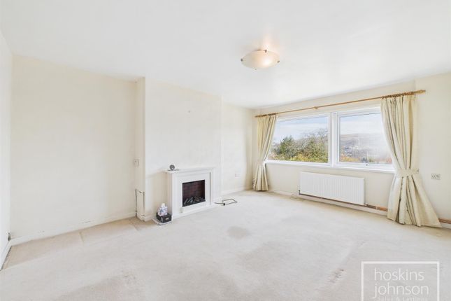 24, Coed Isaf Road, Pontypridd photo 3