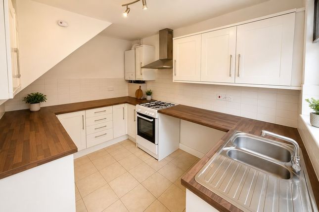 84, Belton Grove, Grantham photo 4