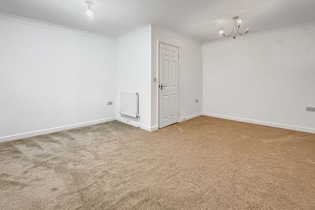 Redgrave Close, Gateshead photo 4