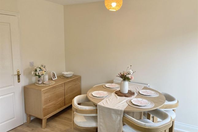 6, Brunel Way, Yatton photo 4