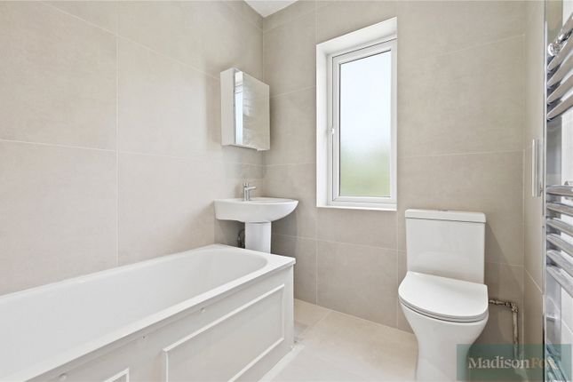 149, Uplands Road, Woodford Green photo 3