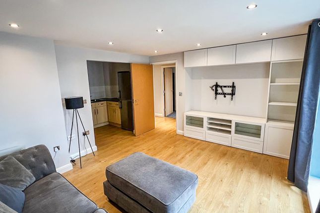 47, Mckenzie Court, Maidstone photo 5