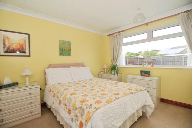 64, Galloway Close, Leicester photo 4