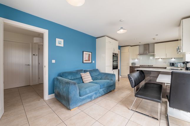 27, Sweeney Drive, Tatenhill photo 4