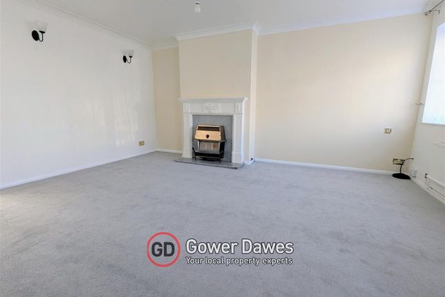 8, Spindles, Tilbury photo 2