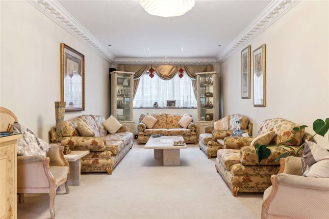 46, Corringway, London photo 4