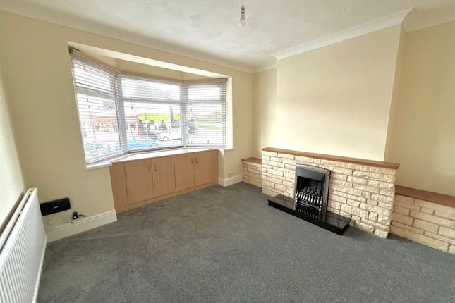 23, Cliff Road, Hornsea photo 3