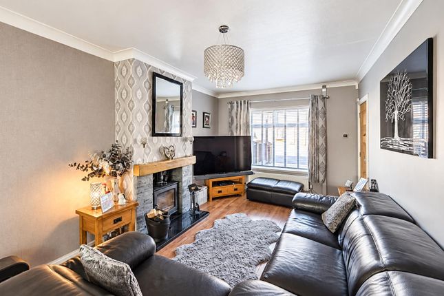 24, Acacia Road, Doncaster photo 5